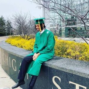 Meet your Posher, Cion